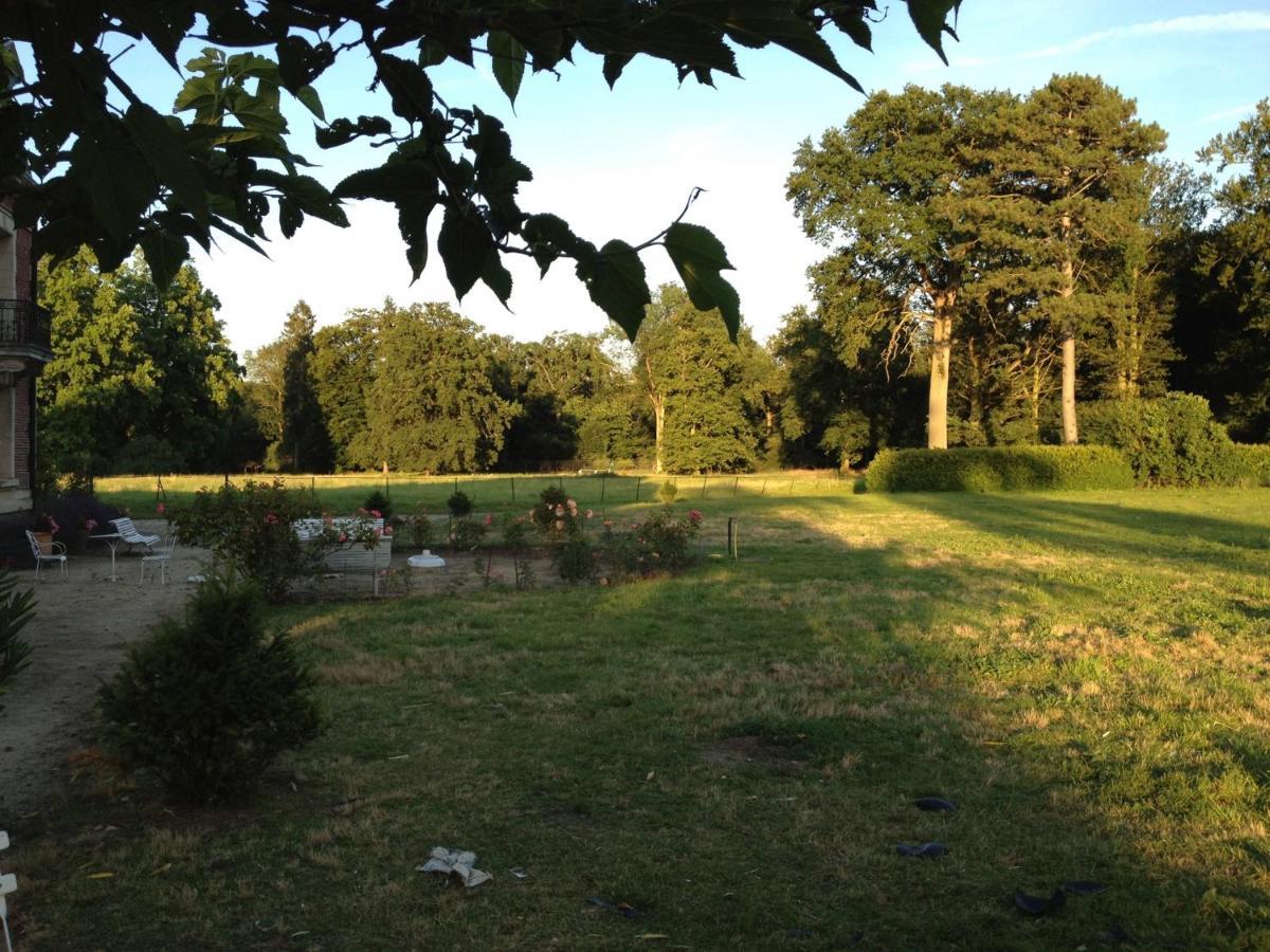 Chateau Le Quesnoy Chevrieres  Exterior foto