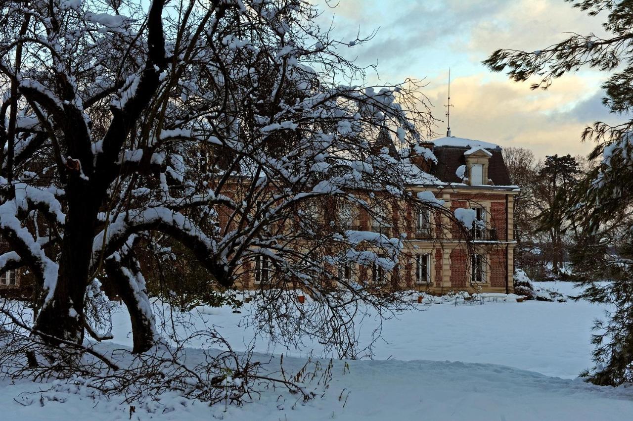 Chateau Le Quesnoy Chevrieres  Exterior foto